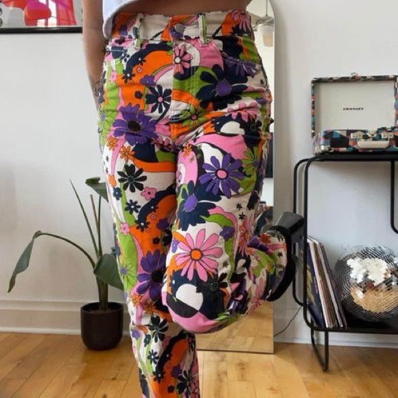 UO ~BDG ~ Cowboy Hippie Boho Corduroy pant - Picture 3 of 9